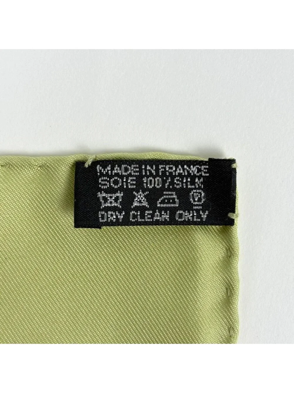 Hermes Carre 90 Avalcadour Scarf Cavalcadour Silk Green Multicolor - Picture 2 of 5